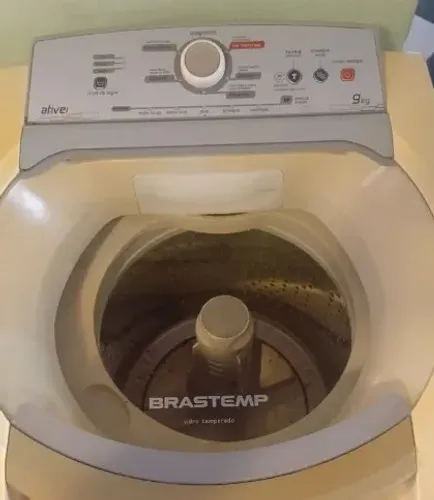 Máquina de lavar Brastemp 9kg pra retirada de peças
