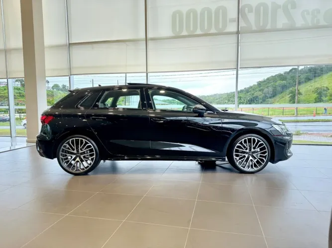 Audi A3 Sportb. Perf. Black 2.0 TFSI S-tronic 2026