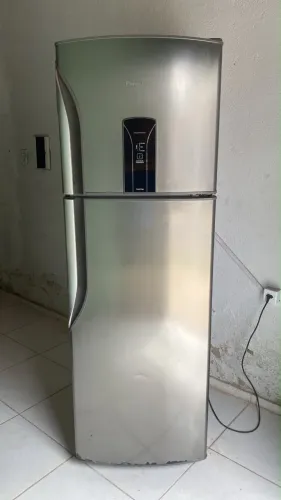 Geladeira Panasonic inox