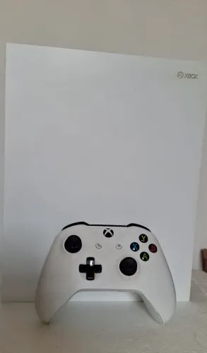 Xbox One X Branco 1TB | Excelente Estado