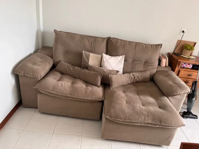 Vendo Sofá 3 lugares em ótimo estado