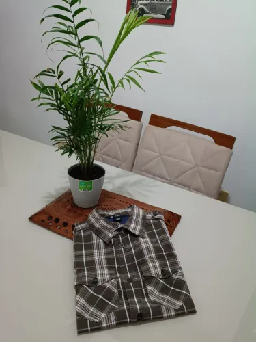 CAMISA XADREZ INFANTIL H&M YOUNG 