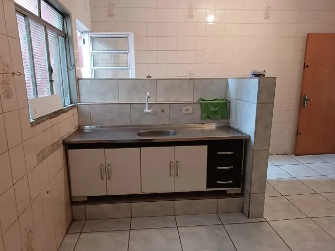 Casa à venda/ 2 Dorm./ Suíte/ Ótima localização/ Ac. Av. Itavuvu/ Só R$ 290 mil