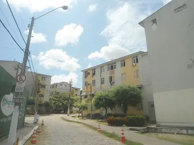 Apartamento para alugar em Cajazeiras com 2 quartos e lazer no condomínio