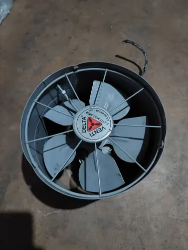 Vendo exaustor novo. 