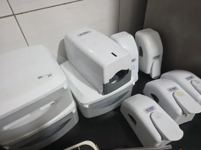 KIT COMPLETO DE HIGIENE PROFISSIONAL PARA RESTAURANTES/ LANCHONETES
