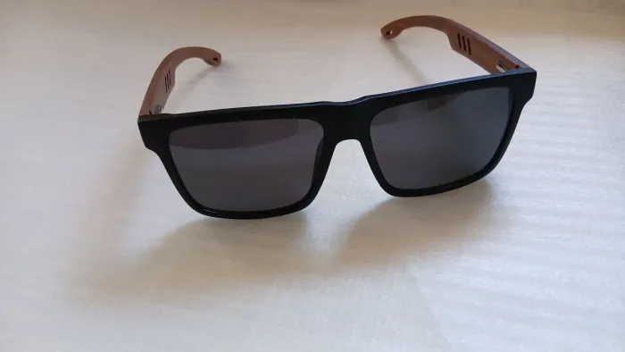 OCULOS DE SOL GM DE BAMBU NATURAL POLARIZADO UV400
