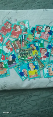 Troca Vendo figurinhas da copa
