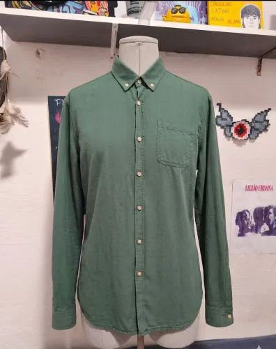 Camiseta de botão manga longa