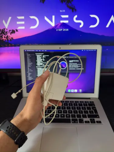 Mac book Air 13 (2017) - usado