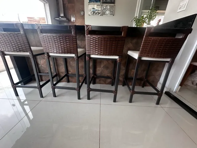 BANQUETAS PARA BALCÃO - CONJUNTO COM 4