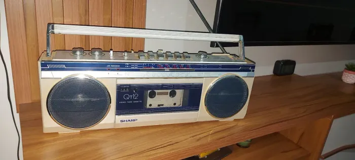 Radio gravador Sharp Qt12