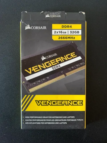 Memória Vengeance Corsair DDR4 2x16GB 32GB 2666MHz notebook