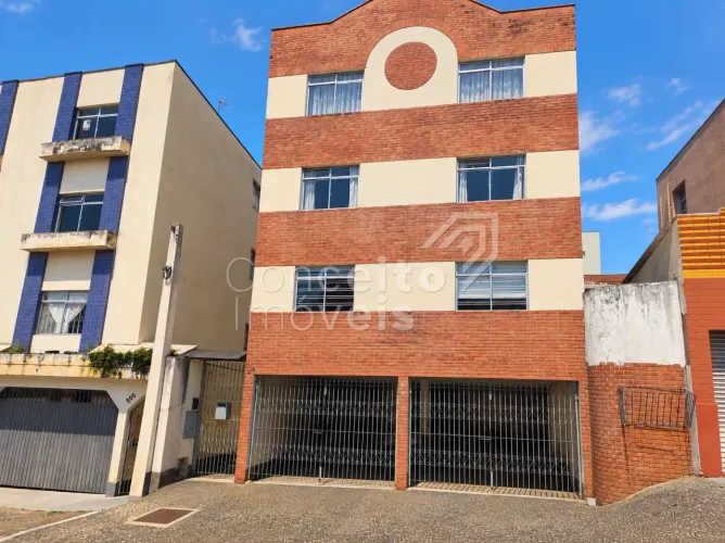 Apartamento Semimobiliado - Centro
