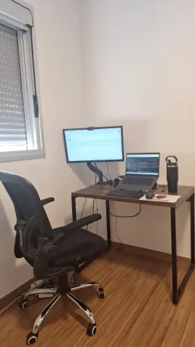 Mesa escrivaninha + cadeira