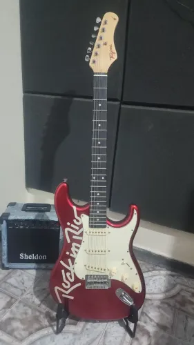 Guitarra Tagima Rock in Rio edição especial