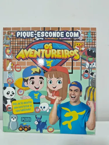 Livro Lucas Neto com desafios