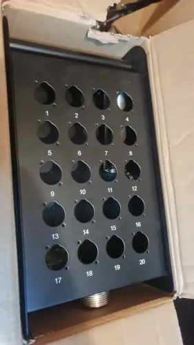 Caixa para meduza .20 vias (nova)