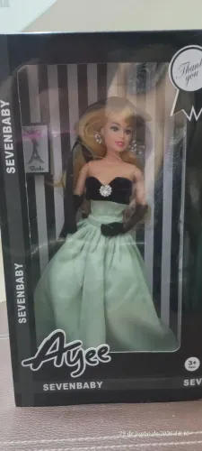 Boneca sevenbaby Ayee tipo Barbie festa