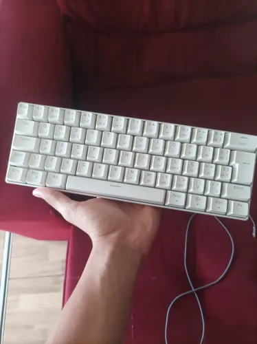 Vendo teclado motoospeed CK61