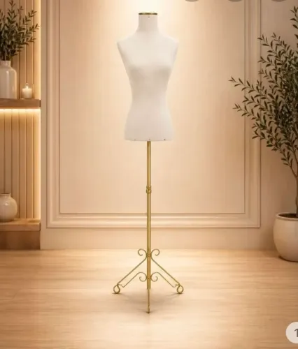 Manequim feminino busto 