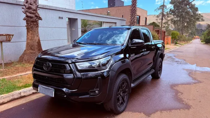 Toyota Hilux CD SRV 4X4 2.8 TDI Diesel Aut. 2023
