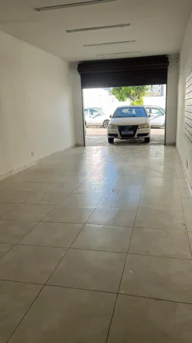 Salão comercial no Parque Industrial - São José dos Campos - SP