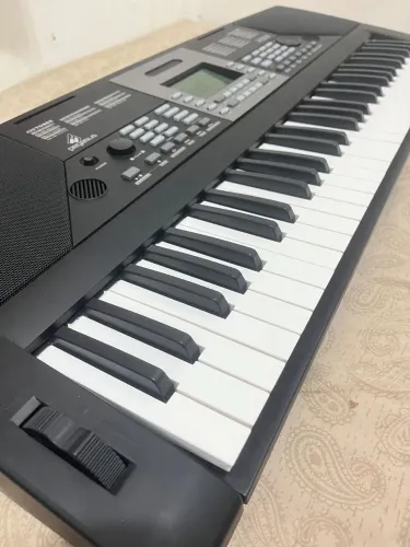 Teclado P222 a venda