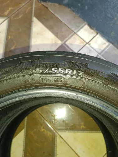 4 pneu Goodyear meia vida 205/55/17