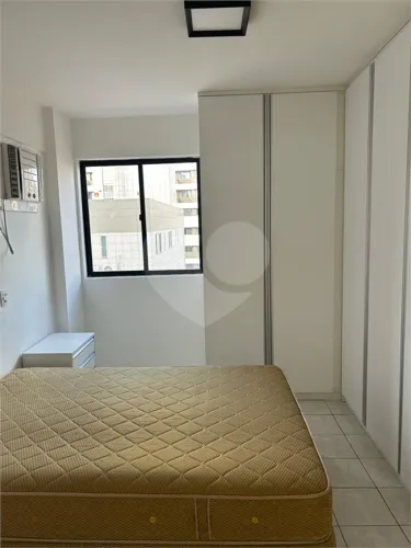 Apartamento com 3 quartos para locação em Ponta verde - AL