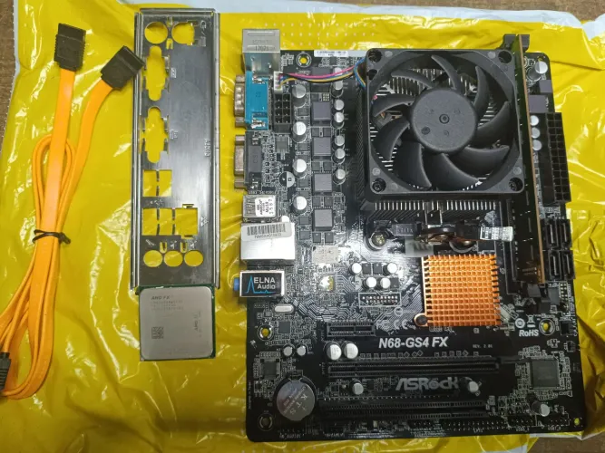 Kit placa mãe AMD Asrock N68 GS4 FX + Processador + Memória 4g
