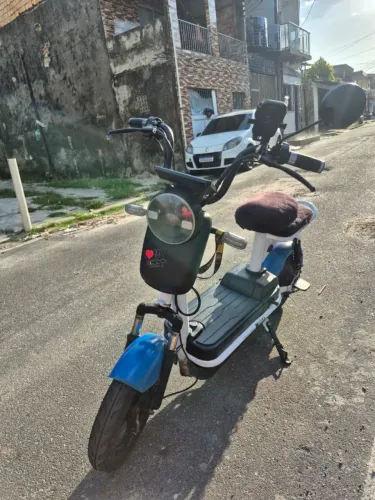 Bike eletrica autopropelido