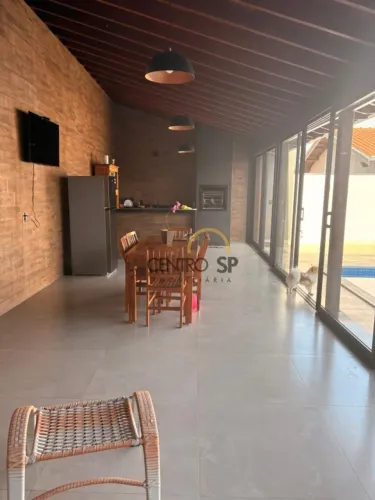 Vila Coralina, Casa para venda com 231 m² e 3 suíte