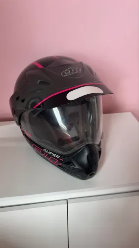 Capacete feminino 