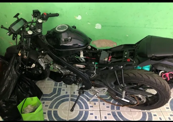 Peças de r15