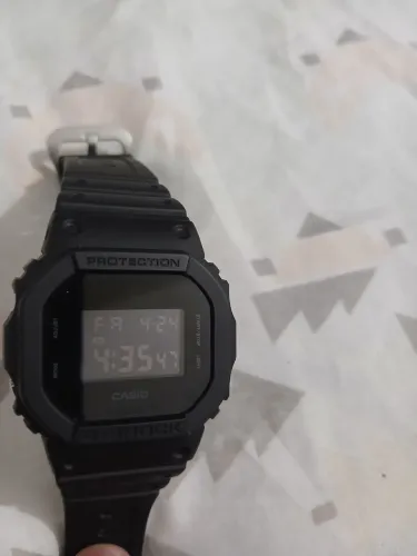 Relogio casio  dw5600 . consigo parcelar no cartão. 