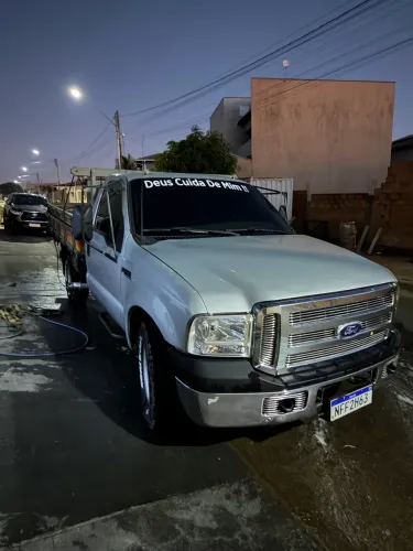 Ford F-350 3.9 Cummins Turbo Diesel Mec. 2005