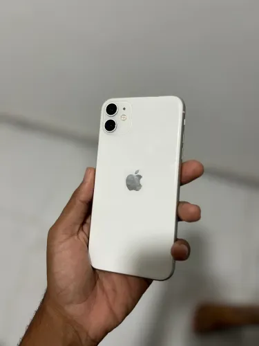 iPhone 11 - 128 GB