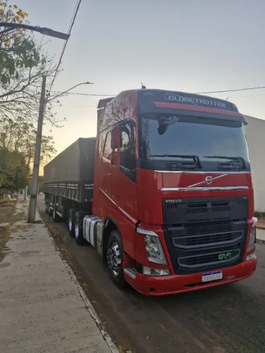 Volvo Fh 460 6x2 ano 2020 motor C2