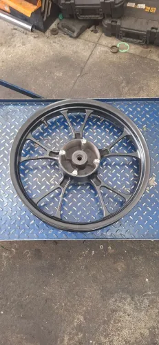 Roda traseira Original Titan 160 2025 freio a disco