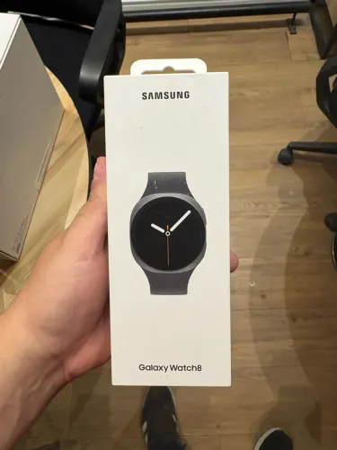 Watch 8 BLT