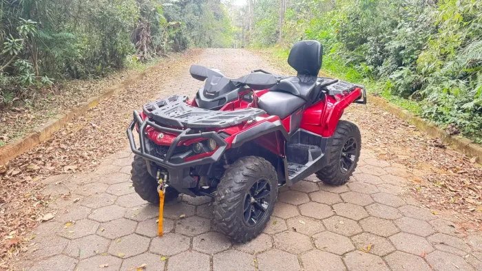 Quadriciclo CAN AM 650 Max