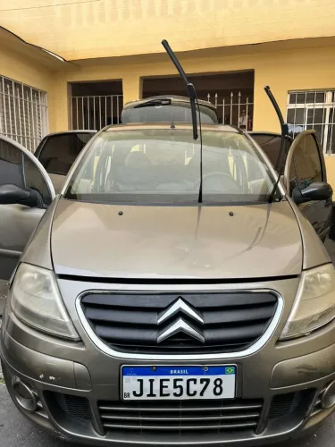 Citroen C3 GLX 1.4/ GLX Sonora 1.4 Flex 8V 5P 2010