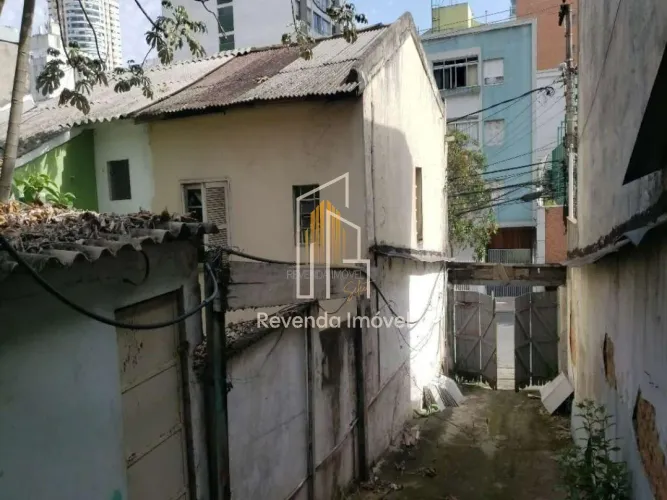 Perdizes, Terreno Misto de 369m² com 2 construções.