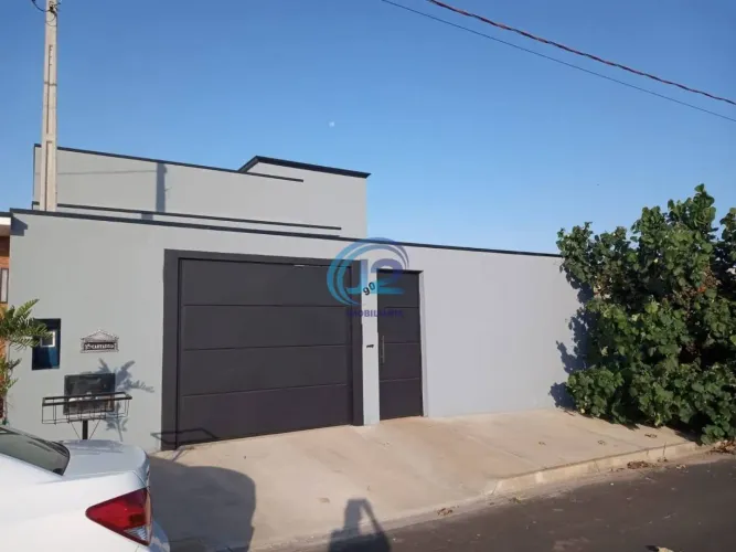 Casa com 2 dormitórios à venda, 103 m² por R$ 950.000 - Residencial Europa - Holambra/SP