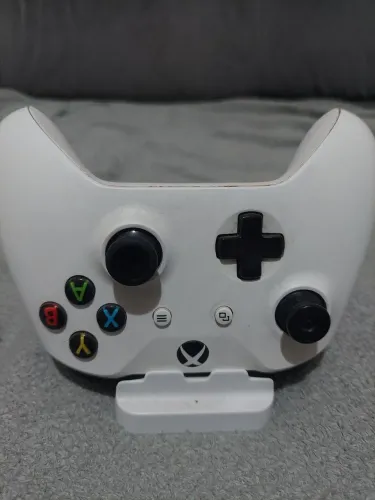 Controle xbox one mais carregador duplo