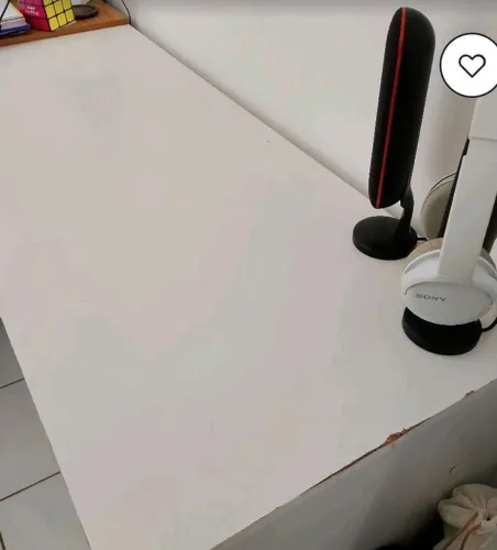 Vendo escrivaninha + caixa de som 2.1 hurricane
