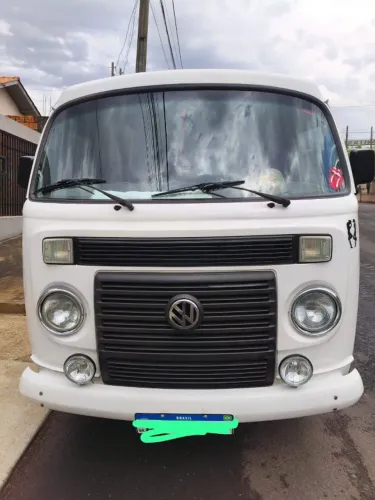 Volkswagen Kombi Standard 1.4 MI Total Flex 8V 2010