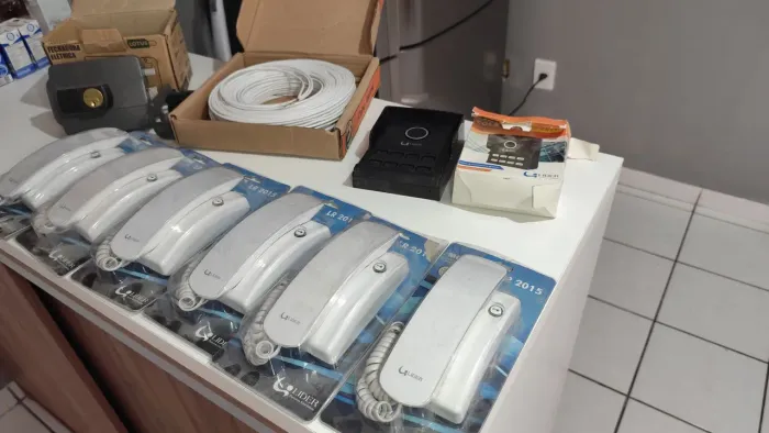 Kit completo de interfones monofone LR 2015