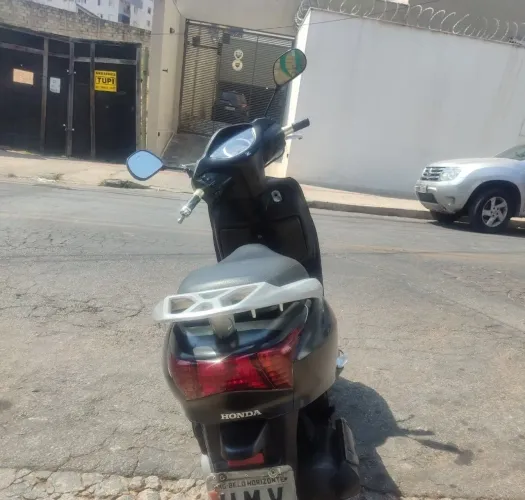 Honda lead revisada